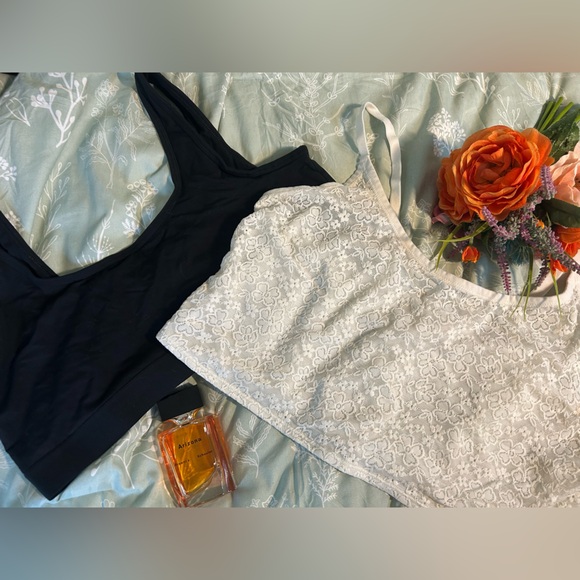 LAST CHANCE! 
Set of 2 Old Navy Bralettes – White Lace & Black Knit – Size 2X - Picture 8 of 9